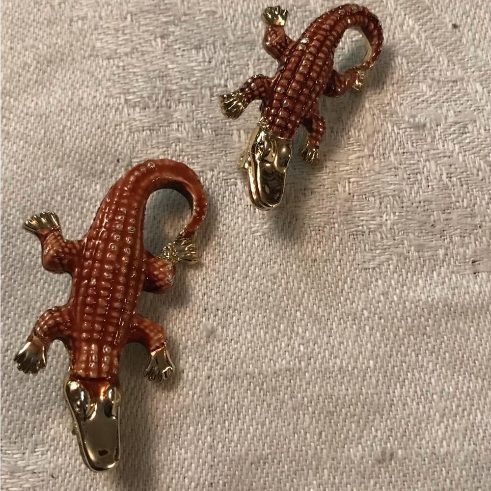 Alligator pins  Vintage Set of 2 by Gerry’s